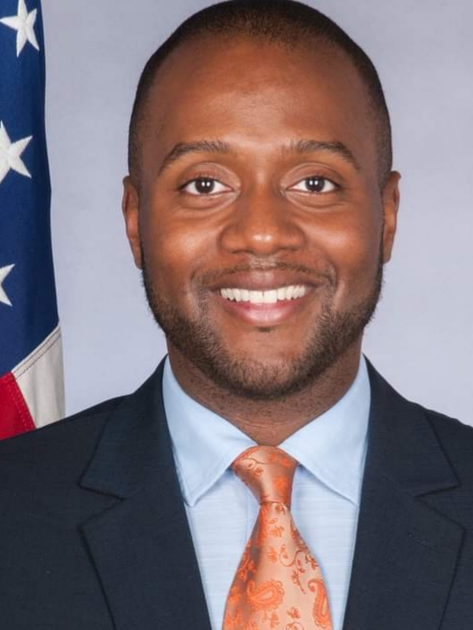 Le nouveau Consul général US arrive…