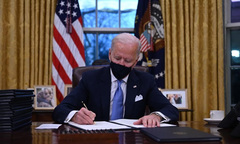 USA. Première séance signatures de Biden..