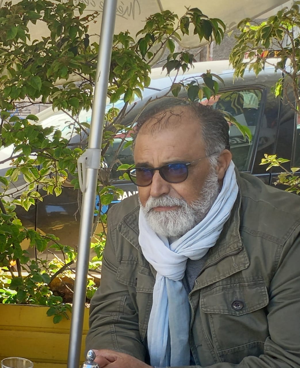 Arts. Khouyi en privé !