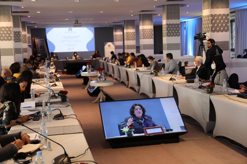 Madame Akharbach met en exergue la portée démocratique de la juste représentation de la femme dans l’espace public médiatique