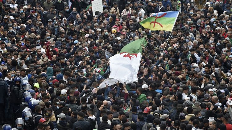 Algérie. Les manifestants disent « Non » à « la criminalisation de la politique »