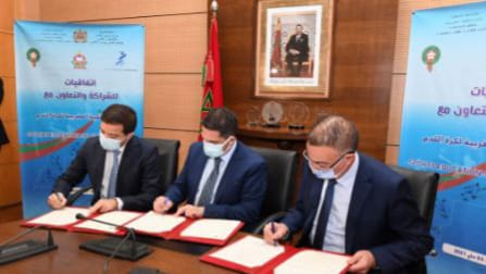 Des conventions de partenariat pour la promotion du sport scolaire, le foot féminin en particulier