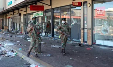 Afrique du Sud. L&rsquo;armée déployée dans les rues