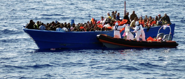 Sauvetage de 50 candidats à l&rsquo;immigration clandestine le long des côtes de la province d&rsquo;El-Ayoun