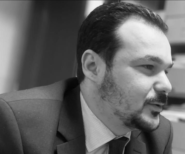 Le régime vert-kaki n’y voit plus rien