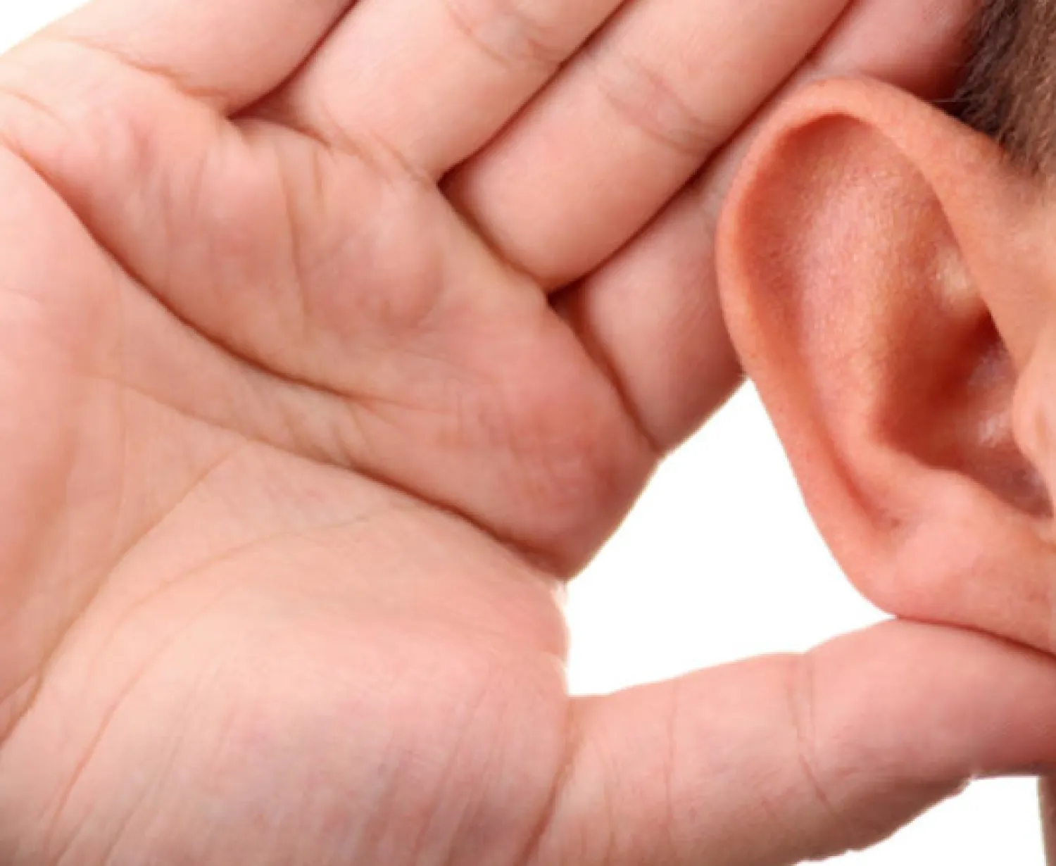 8 Signes Indiquant une Perte Auditive