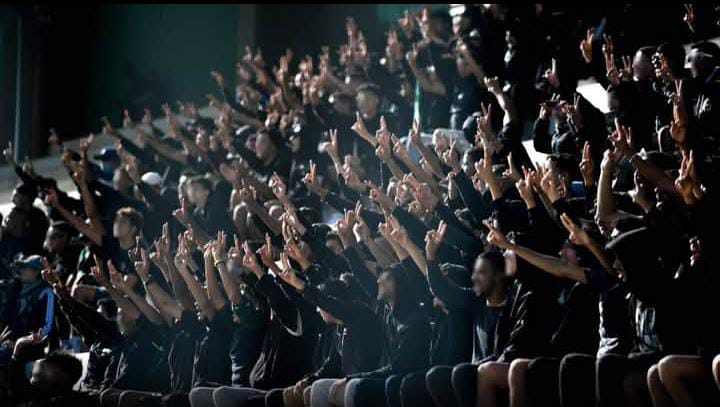 Ultras « Halala Boys »… Présence en colère en noir et silence avant la tempête