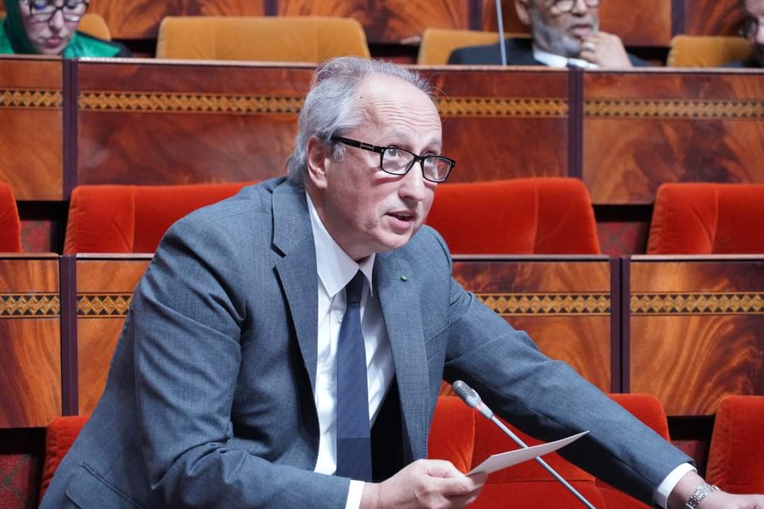 Monsieur Barada fait le point sur les mesures de son ministère pour lutter contre la violence scolaire.