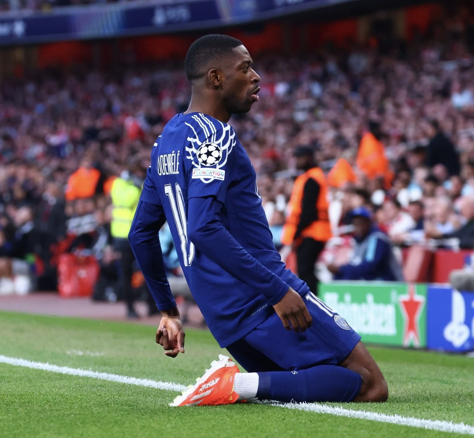 Hakimi et le PSG dominent Arsenal en aller