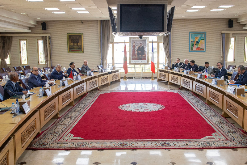 وزير-الداخلية-يعقد-بالرباط-اجتماع-عمل-مع-نظيره-الفرنسي