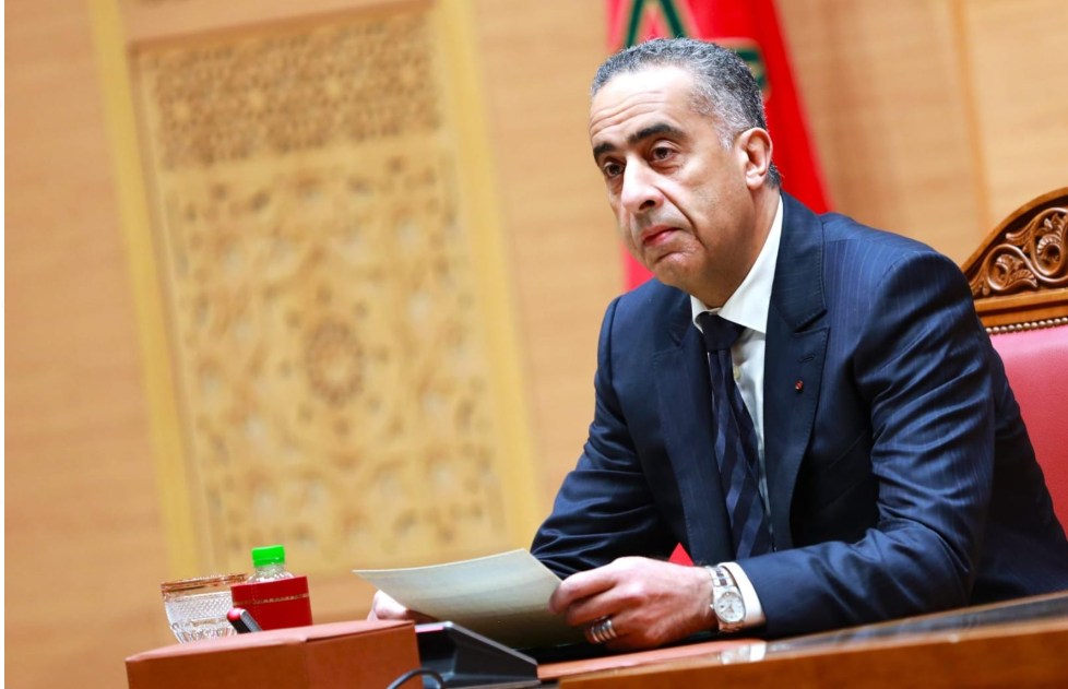 Hammouchi fait ses adieux aux pèlerins de la sécurité nationale et octroie un soutien exceptionnel aux bénéficiaires.