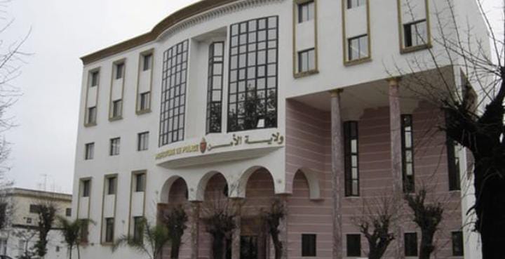 Kénitra : Arrestation de deux jeunes filles et quatre jeunes hommes, soupçonnés d&rsquo;avoir monté un appartement pour la prostitution.