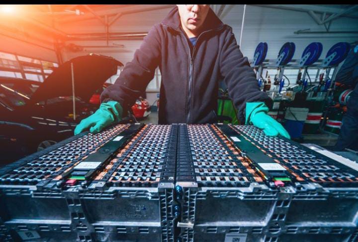 Lancement des travaux du premier usine de batteries de voitures électriques en Afrique, au nord du Maroc