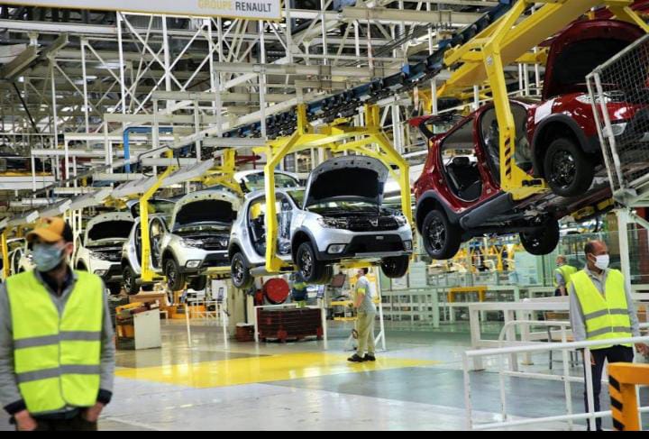 Le Maroc prend la tête de l&rsquo;industrie automobile en Afrique et établit un pôle industriel mondial.