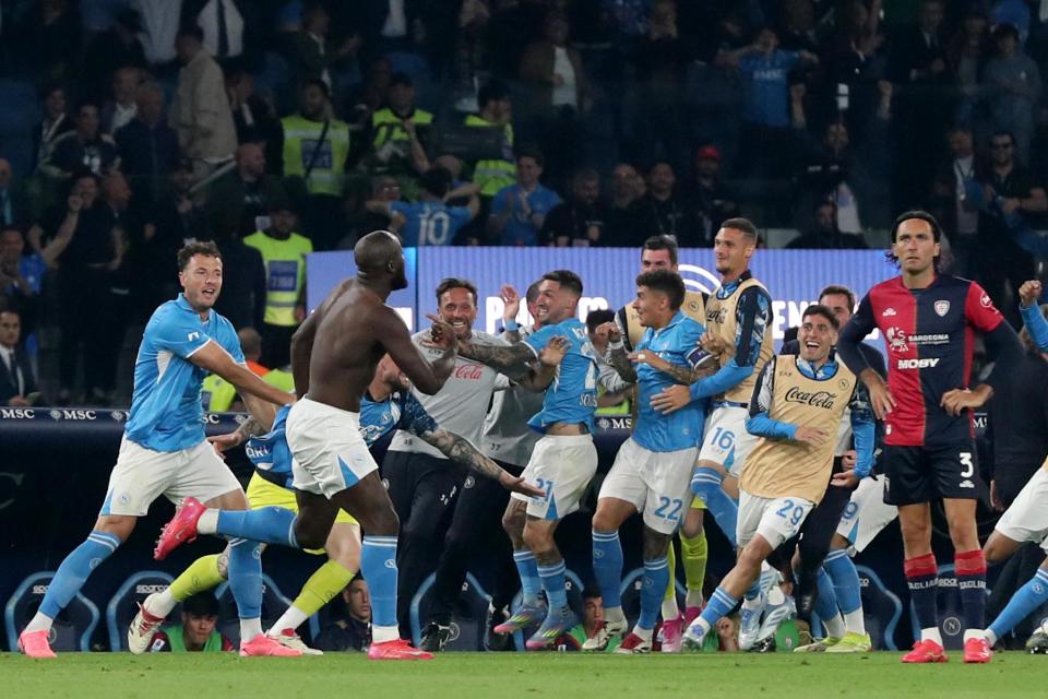 Naples couronné champion d&rsquo;Italie | Express TV