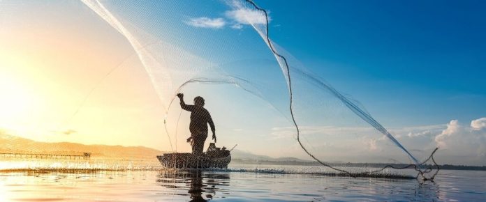 La Côte d&rsquo;Ivoire lance la stratégie « Côte Bleue » pour protéger son environnement marin et promouvoir une économie durable.