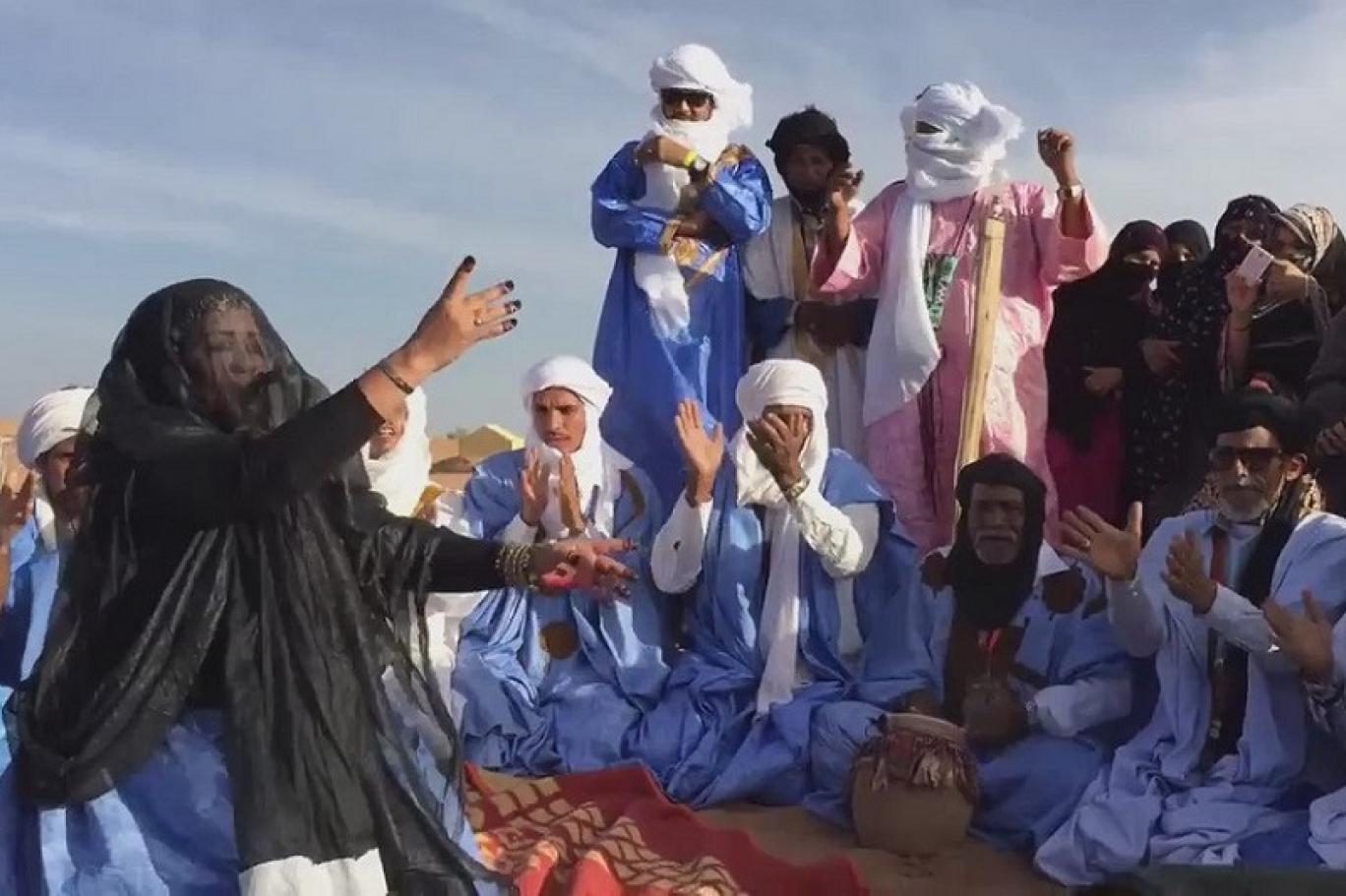 Célébrations de divorce dans le désert : entre réalité et idées reçues