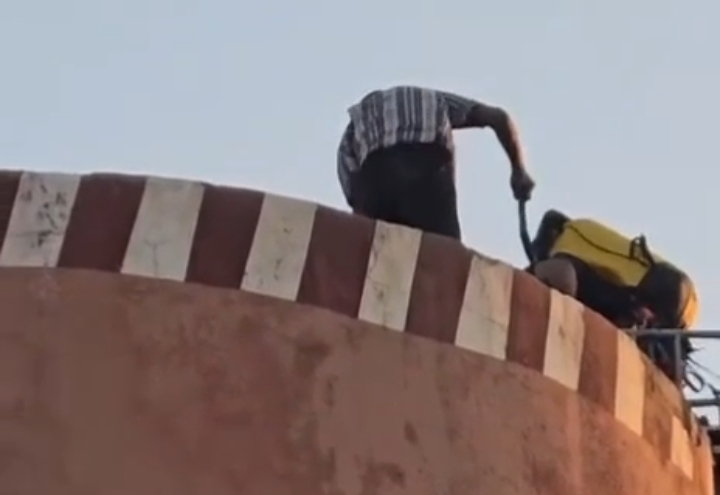 Tentative de meurtre et agression d’un agent de la protection civile lors de la sauvetage d’un manifestant à proximité de Beni Mellal