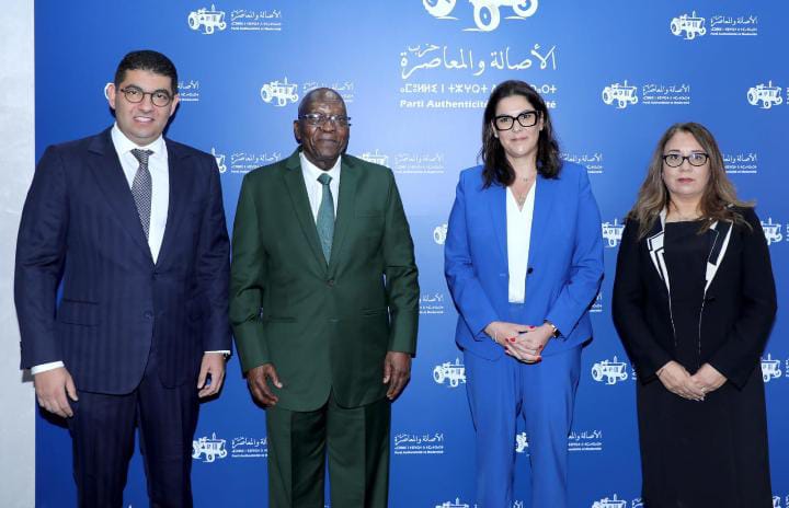 À l&rsquo;invitation du Parti Authenticité et Modernité, Jacob Zuma à Rabat pour soutenir l&rsquo;initiative d&rsquo;autonomie.