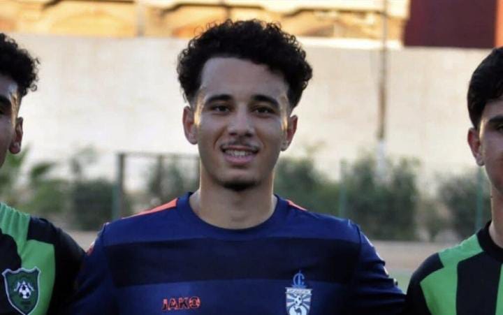 Les balles de la marine algérienne mettent fin à la vie d&rsquo;un joueur marocain emporté par les vagues près de ses côtes.