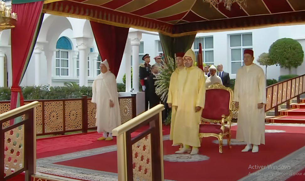 Sa Majesté le Roi Mohammed VI préside à Mdiq une réception à l&rsquo;occasion de la Fête du Trône.