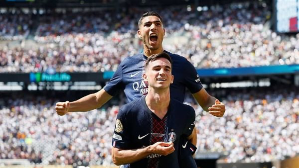 Paris surclasse le Real Madrid avec une victoire 4-0 | Express TV