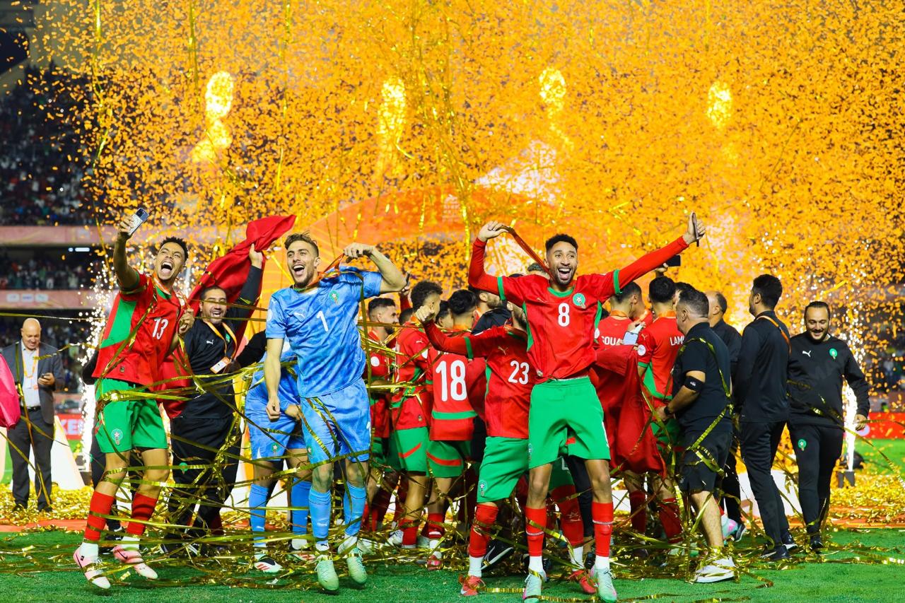 Le titre : « Le titre du CHAN consacre l&rsquo;éclat footballistique du Maroc. »