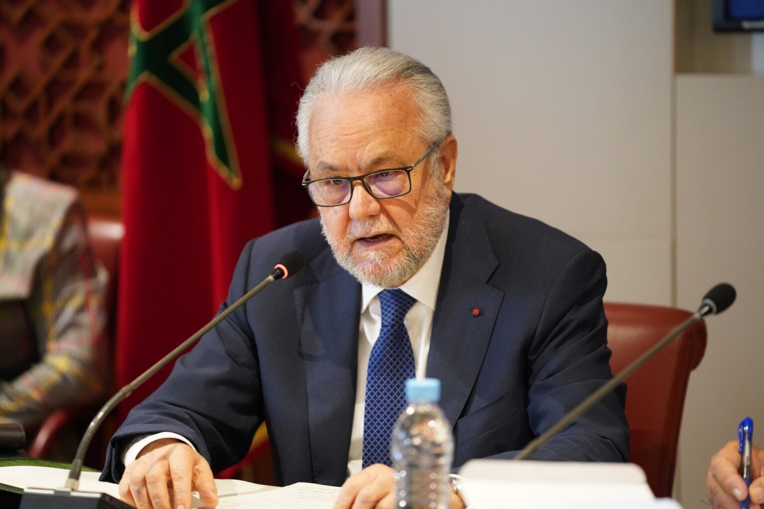 La gouvernement mise sur l&rsquo;intelligence artificielle et la numérisation pour moderniser la législation et améliorer l&rsquo;efficacité administrative.