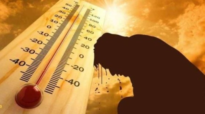 Vague de chaleur sans précédent frappant le Maroc, avec des températures frôlant les 50 degrés.