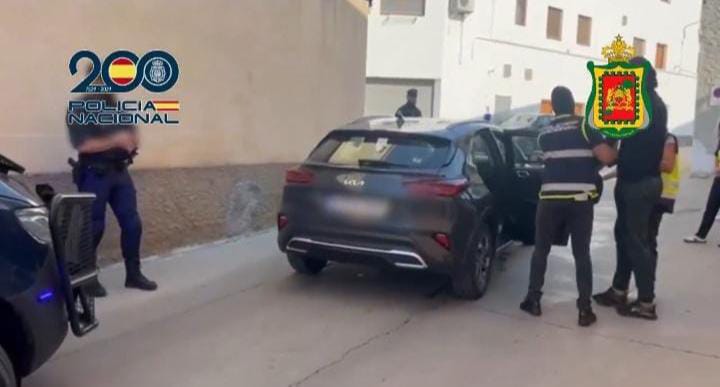 En collaboration avec les services de renseignement marocains, la police espagnole arrête deux personnes suspectées de terrorisme.