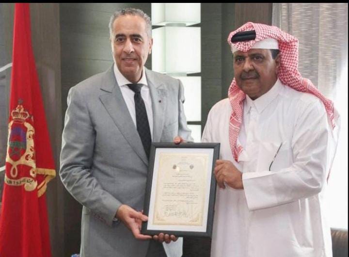 Abdelatif Hammouchi accueille le général Khalid Ben Hamad Al-Attiyah, président des fédérations sportives arabes et qataries de la police.
