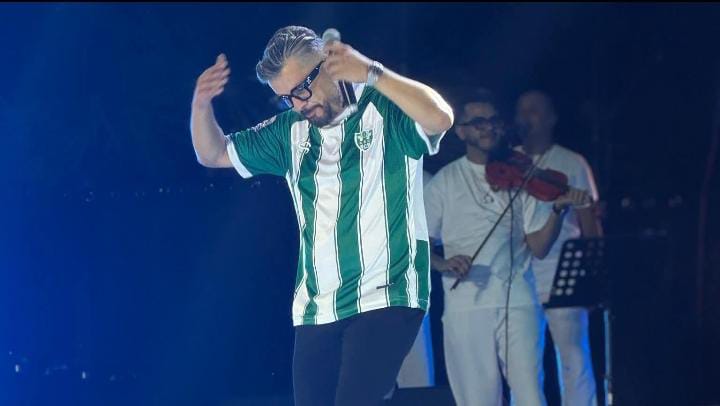 Hatim Ammor en tête des soirées du Festival de Kénitra, un public nombreux et une ambiance passionnante.