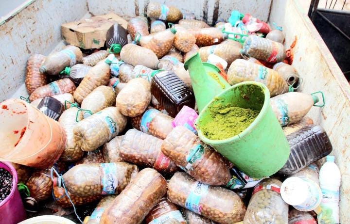 Kénitra : les autorités locales saisissent 2 tonnes d&rsquo;olives avariées sur un marché de la ville