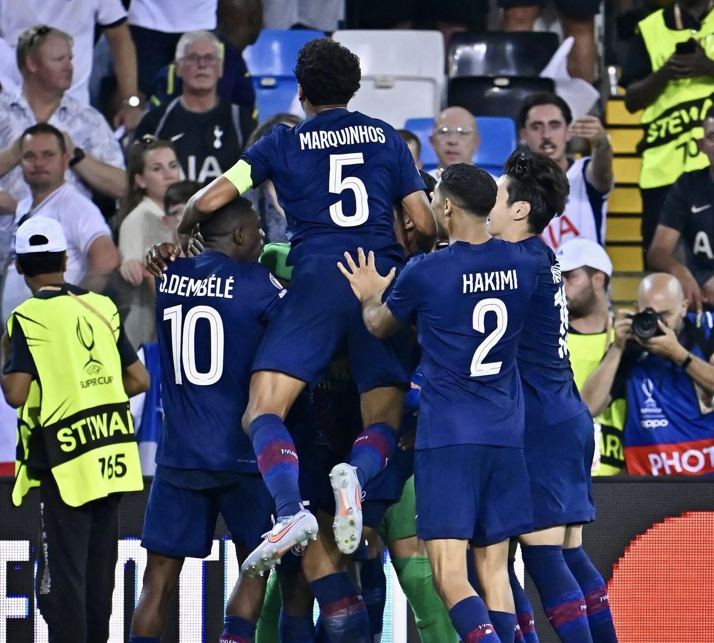 Hakimi et Paris remportent le Supercoupe d&rsquo;Europe