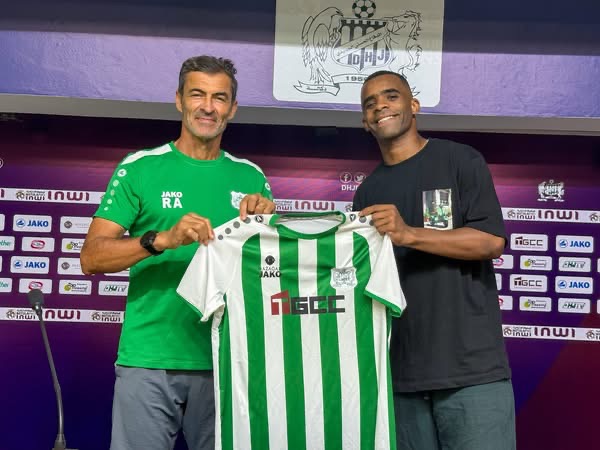 Le Difaâ Hassani d&rsquo;El Jadida continue de renforcer son effectif en recrutant Youssef Machth dans un transfert qui est le seizième de cet été.