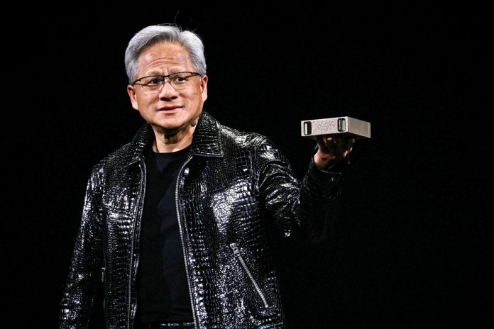 NVIDIA : Jensen Huang confirme que la révolution de l&rsquo;intelligence artificielle est encore à ses débuts.