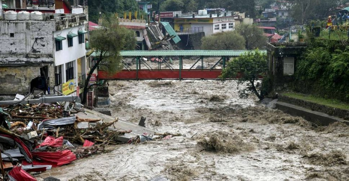 Inondations et coulées de boue ravagent l&rsquo;État d&rsquo;Uttarakhand, laissant des morts et des disparus.