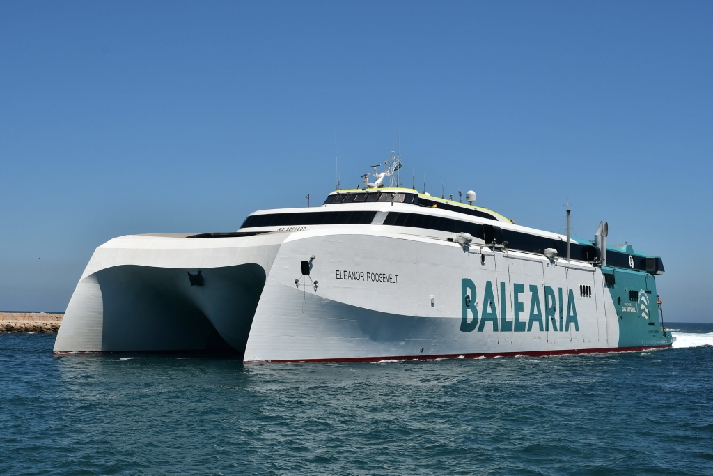 Le Maroc participe au lancement du premier corridor maritime entièrement électrique entre Tanger et Tarifa.