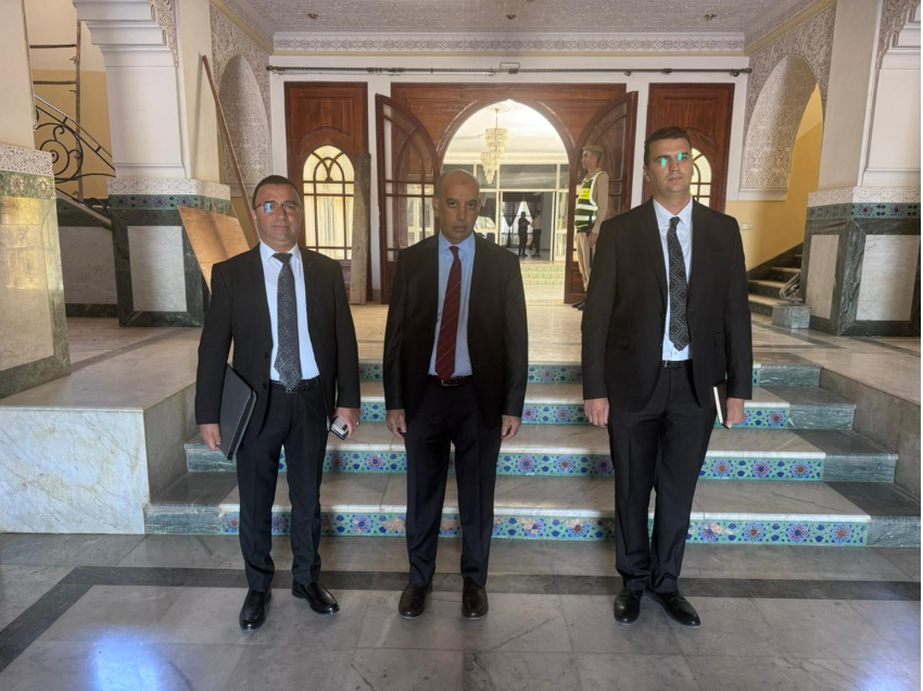 Habboua souligne l&rsquo;importance de la discipline et de l&rsquo;innovation au service du développement lors de l&rsquo;installation du nouveau secrétaire général et du nouveau responsable du département des affaires intérieures.