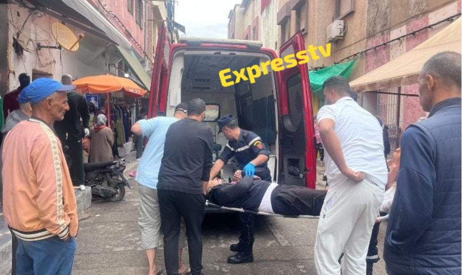 Kénitra : Un trentenaire chute du deuxième étage dans le quartier des Khabbazat et est transporté à l&rsquo;hôpital Zamouri.
