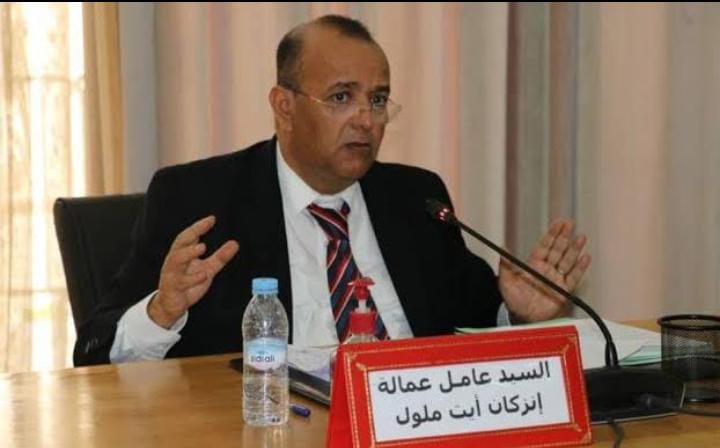 La ministère de l&rsquo;Intérieur suspend le wali d&rsquo;Inzegan-Ait Melloul en raison de soupçons liés à des affaires immobilières.