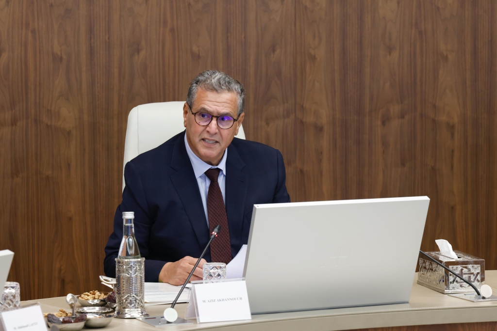 À la tête de la réunion de la commission ministérielle pour évaluer les résultats du chantier de la protection sociale.