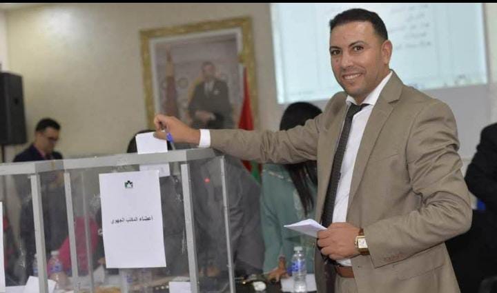 Élection du juge Abdel Sidiq Fadilat en tant que président du bureau régional du Club des Juges du Maroc à Kénitra.