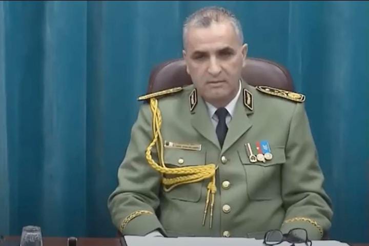 Un quotidien espagnol confirme que le général algérien « Nasser Le Djinn » est arrivé en Espagne en tant qu&rsquo;immigrant clandestin.