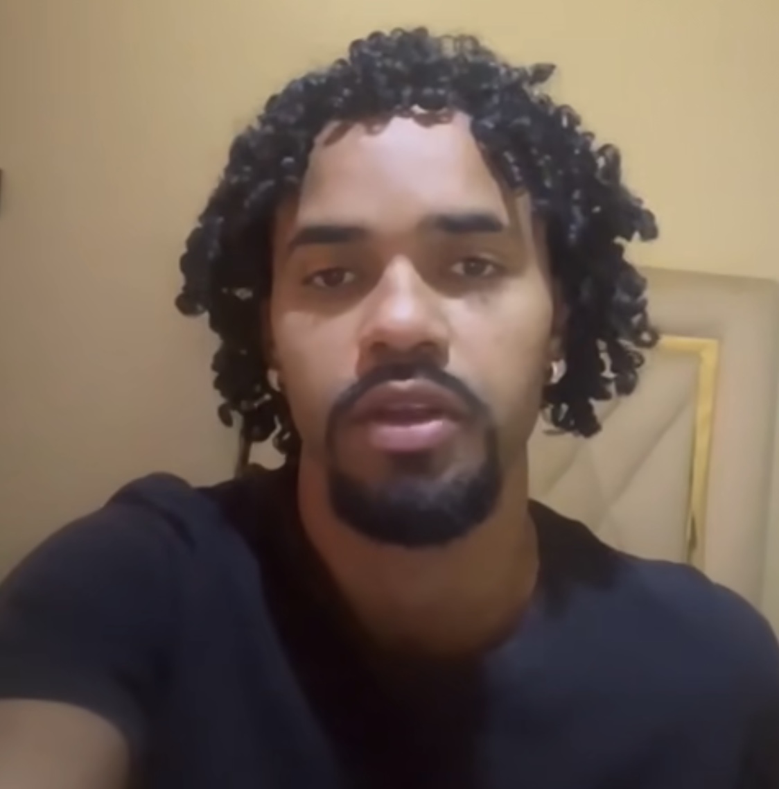 Joueur brésilien bloqué à Béni Mellal depuis trois semaines, sans argent ni passeport.