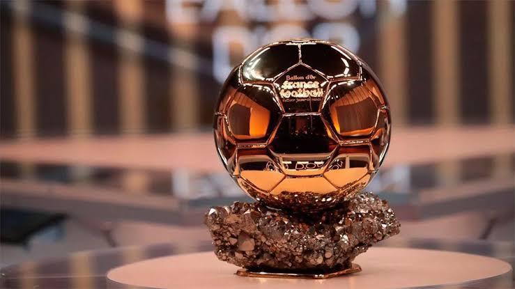 Paris domine, Salah et Hakimi brillent : Analyse du classement du Ballon d&rsquo;Or 2025