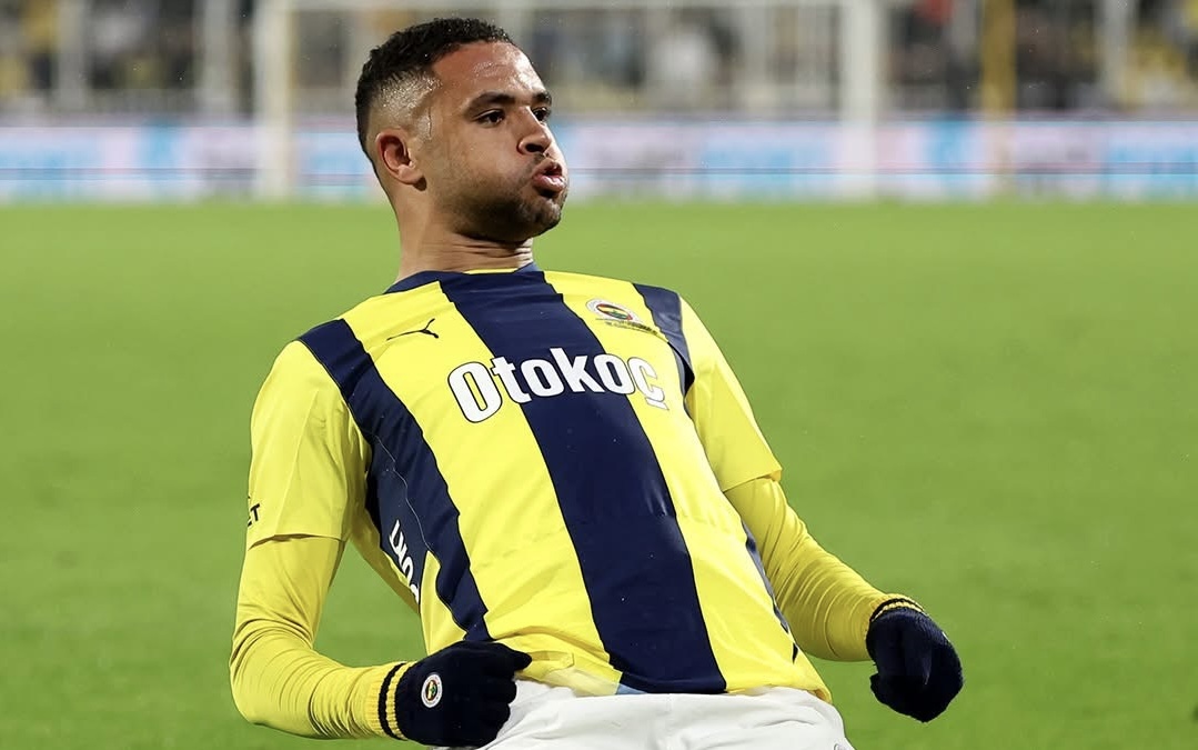 Youssef En-Nesyri seul en tête des buteurs du championnat turc, menant Fenerbahçe à un match nul palpitant.