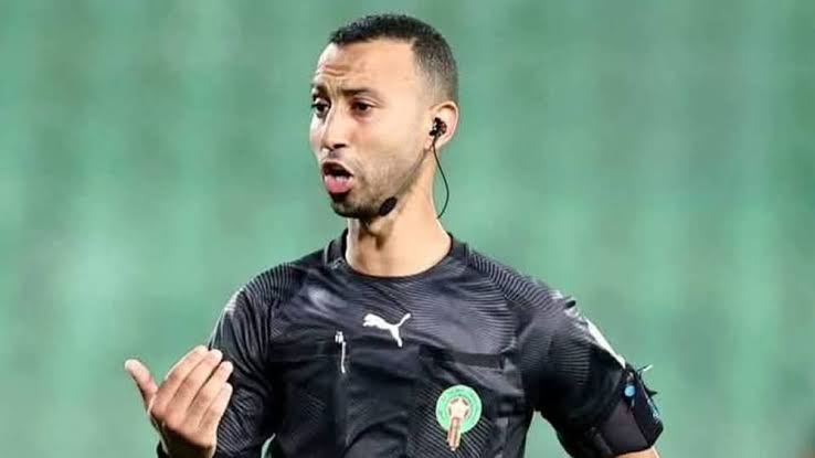 Suspension de l&rsquo;arbitre du match « Classico » entre le Raja et le FAR à cause d&rsquo;erreurs arbitrales
