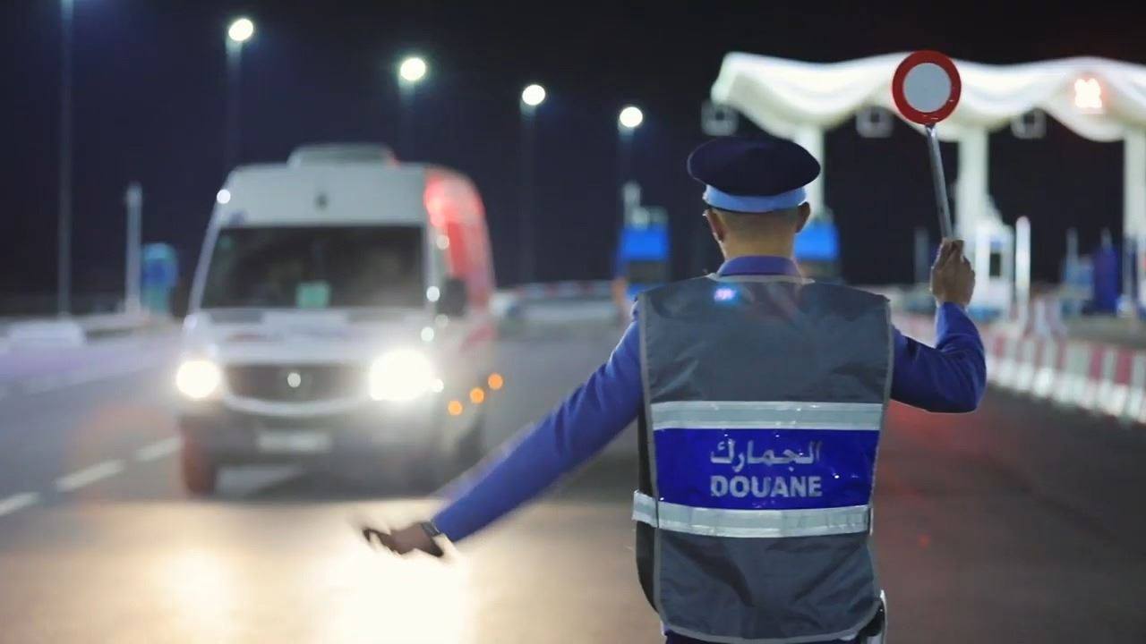 Les autorités douanières interceptent une tentative de contrebande de smartphones en provenance d&rsquo;Espagne.