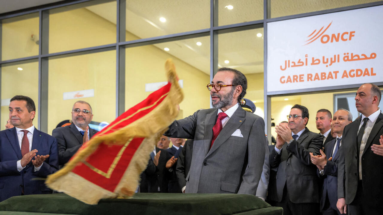 Sa Majesté le Roi lance d&rsquo;importants projets ferroviaires à Casablanca pour relier Tanger à Marrakech en moins de trois heures.